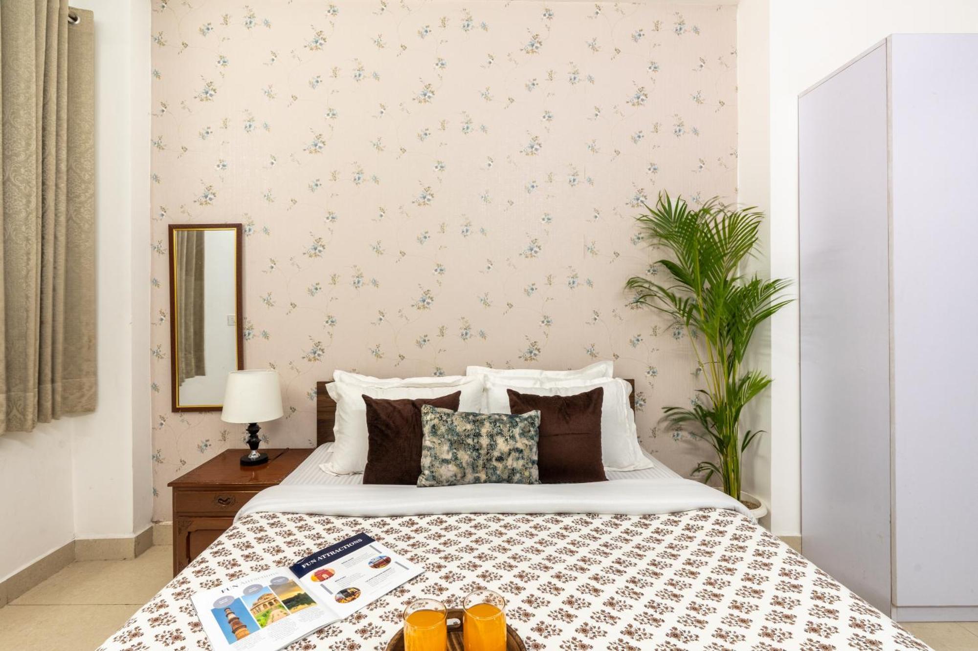 Apartamento Homlee-Vintage 2Bhk-Ndls-Lift-Bharat Mandapam Nueva Delhi Exterior foto